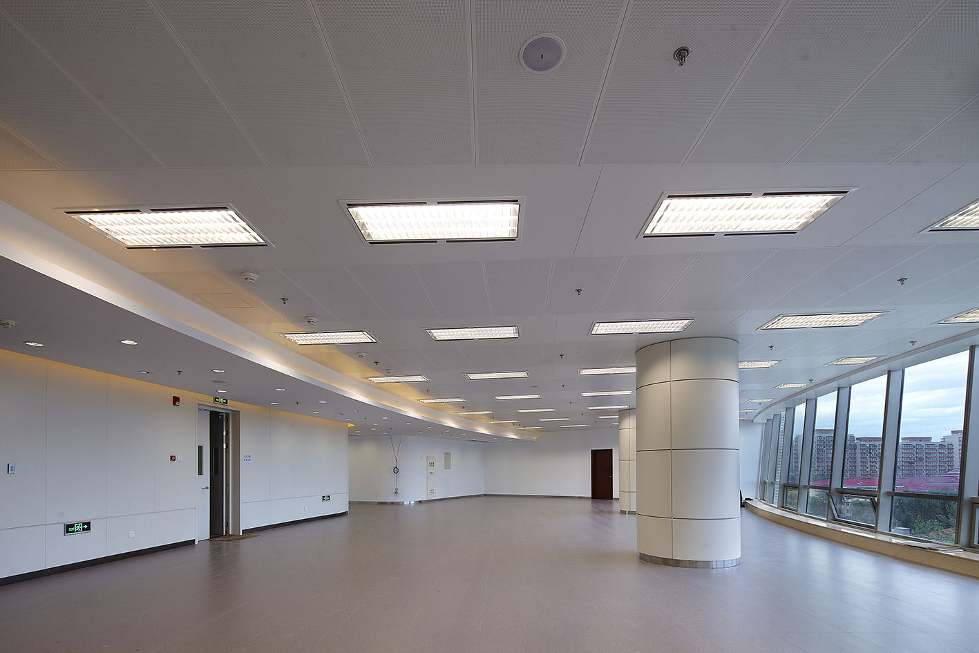 人民日报社综合楼